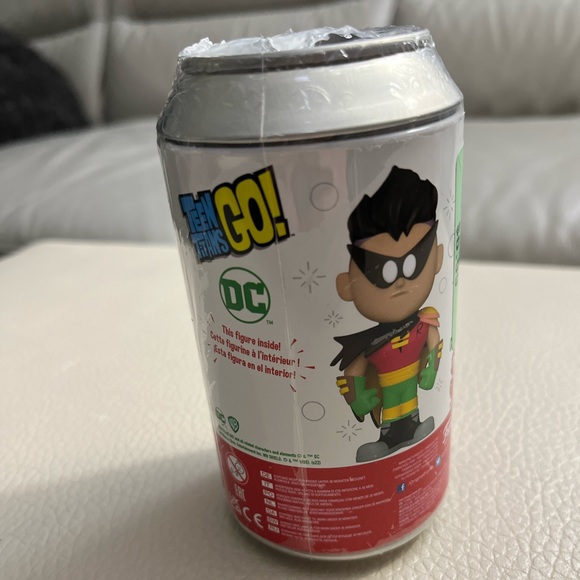 NWT - Funko Pop! Soda Teen Titans Go - Robin - Limited Edition - Chance of Chase - Picture 3 of 5